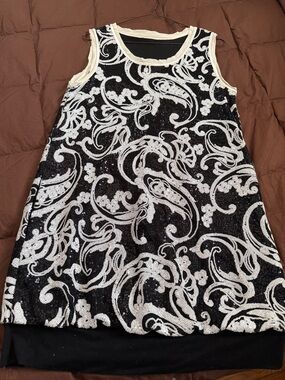 Black & White Sequin Sleeveless Shift Dress